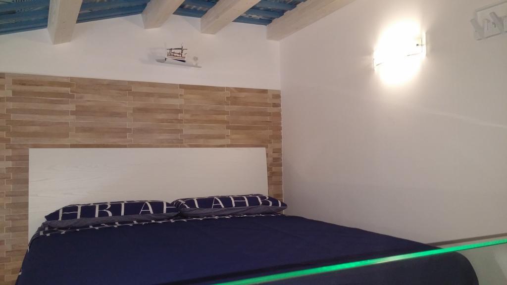 קאסטלמארה דל גולפו La Casetta Nel Porto חדר תמונה